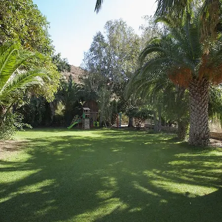 Paradise 2*